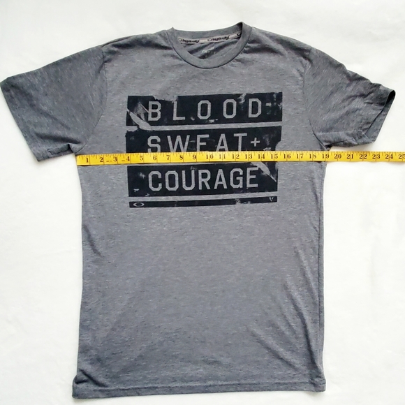 OAKLEY Blood Sweat Courage Tshirt - Picture 3 of 6
